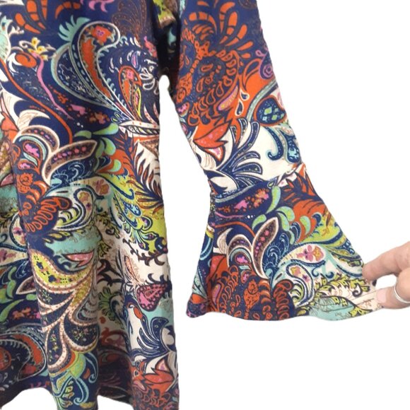 WinWin Flare Bottom Tunic S-M Peasant Gypsie Hippie Flare Sleeve Pullover V-Neck - Picture 3 of 9